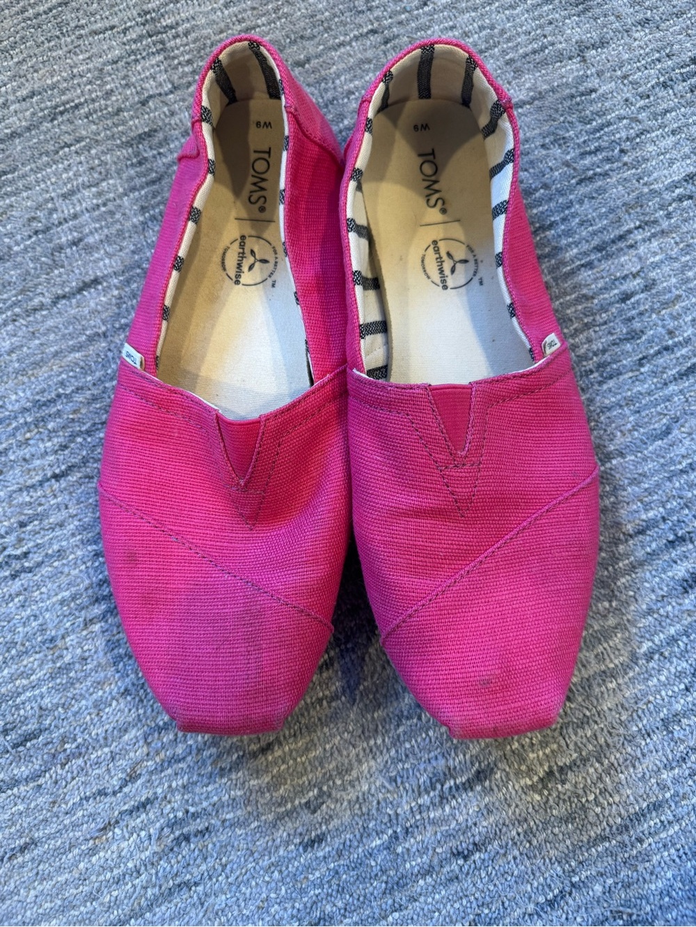 Toms Women's Magenta Canvas Slip-On Flats